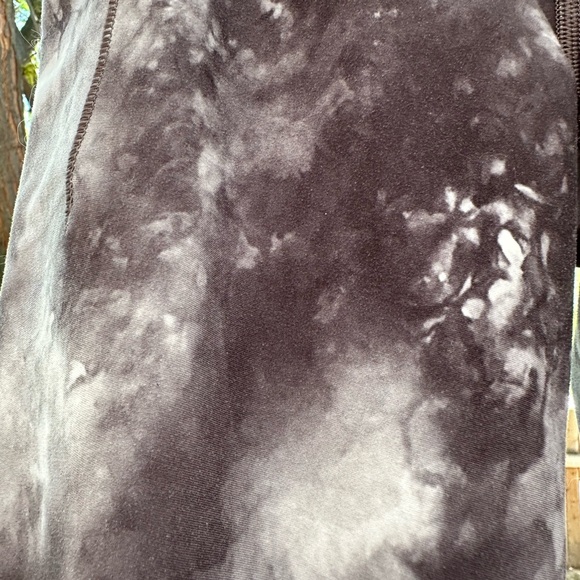 Athleta Salutation Crop Capri Leggings Marled Tie Die Black White 19” Small - Picture 8 of 16